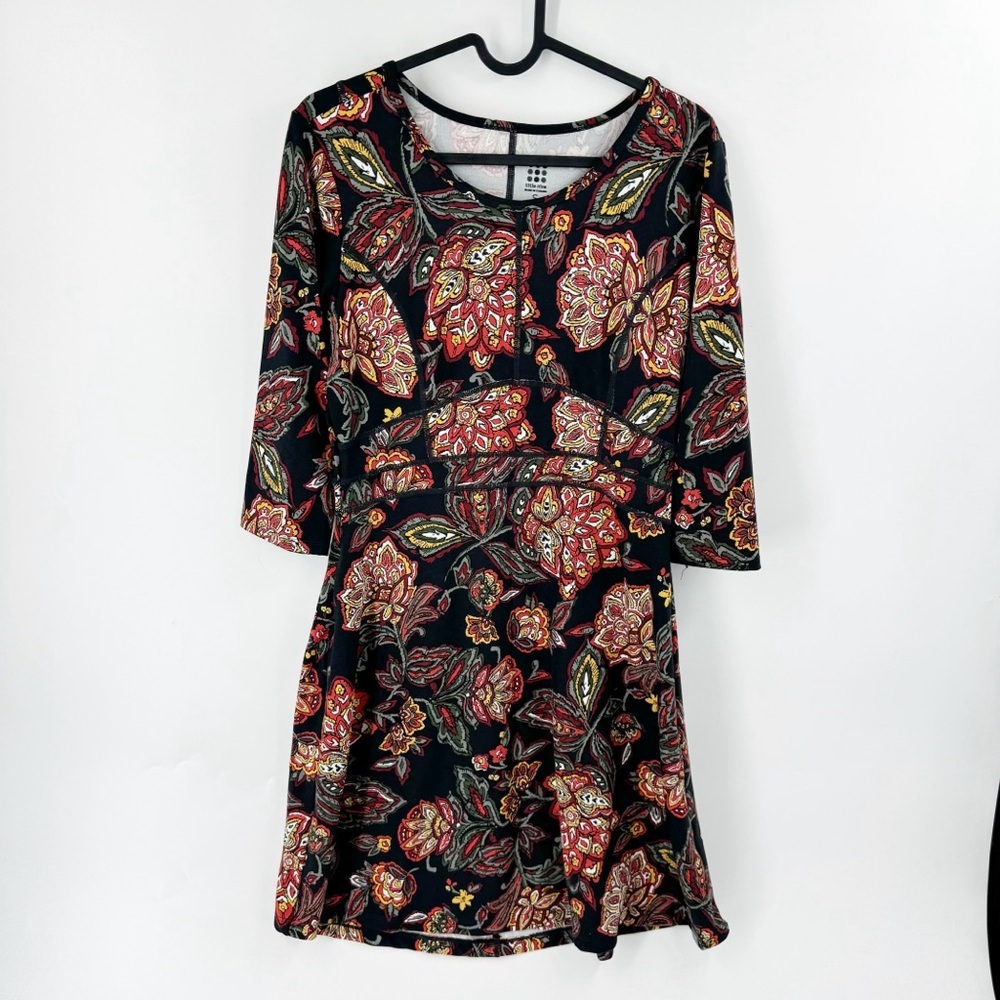 ✅ Title Nine Dream Dress Size S Black Floral A-Line 3/4 Sleeve Knee Length